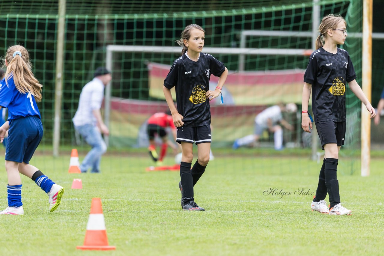 Bild 543 - Loewinnen Cup